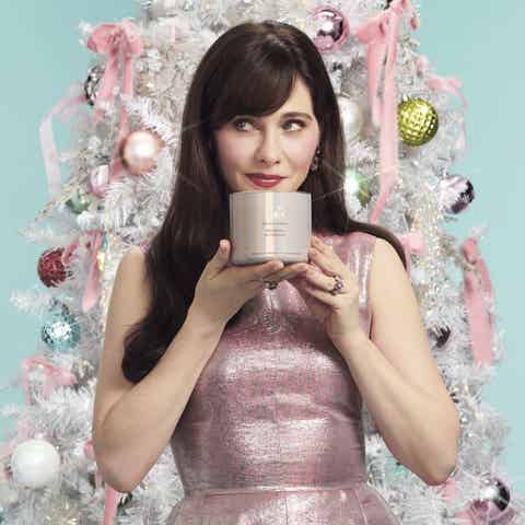 Meet our Holiday Wonder Maker