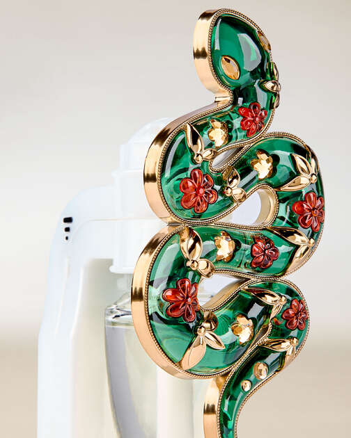 Snake Scent Control&trade; Nightlight Wallflowers Fragrance Plug