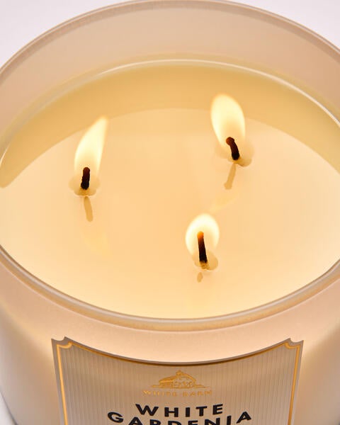 Chandelle à 3 mèches White Gardenia