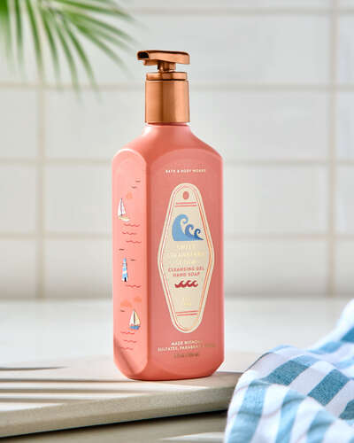 Sweet Strawberry Scoop Cleansing Gel Hand Soap