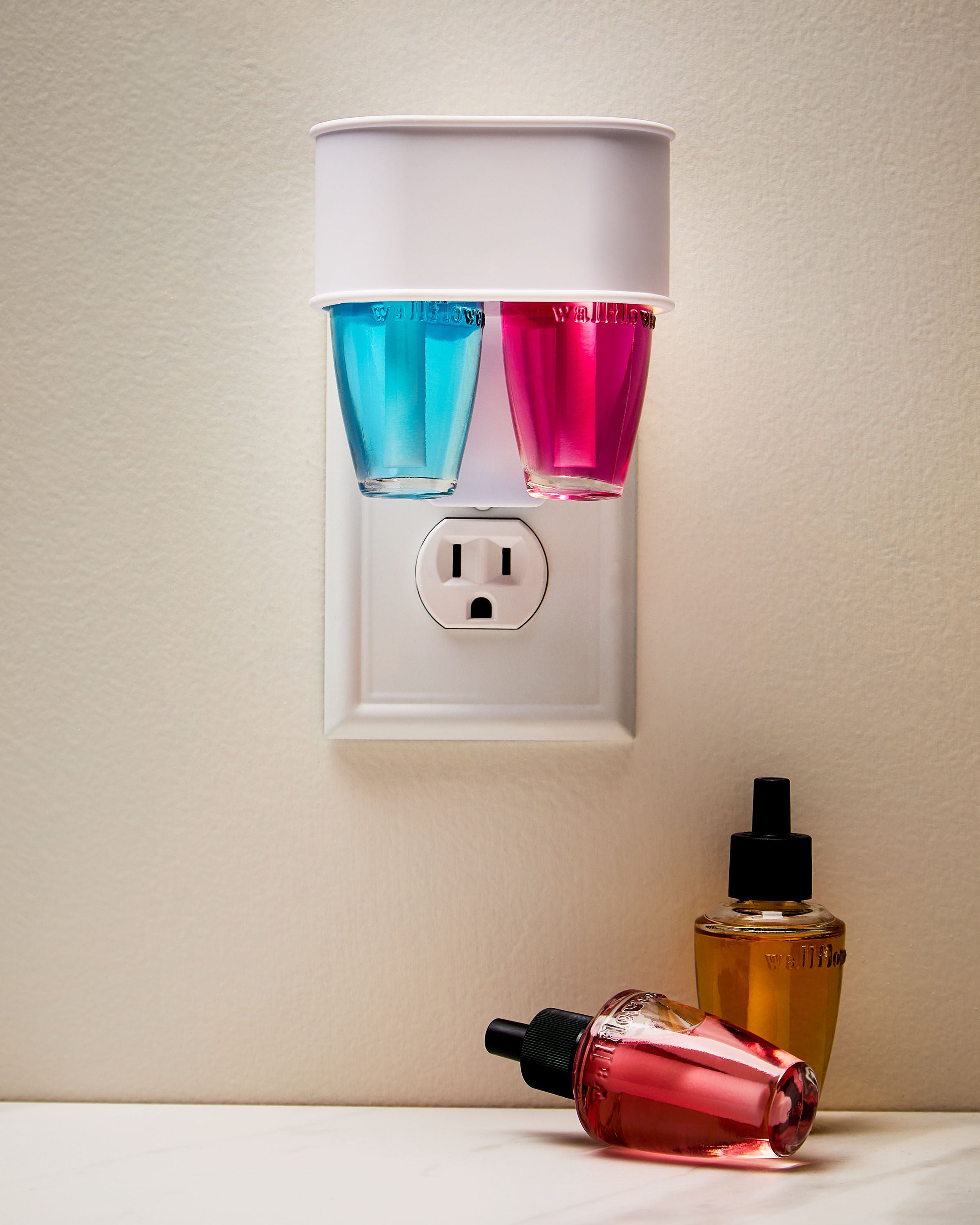 Matte White Wallflowers Fragrance Plug | Bath & Body Works