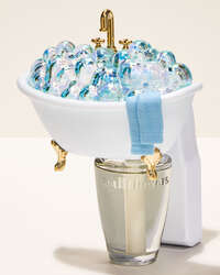 Bubble Bath Scent Control&trade; Nightlight Wallflowers Fragrance Plug