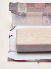 Japanese Cherry Blossom Shea Butter Cleansing Bar