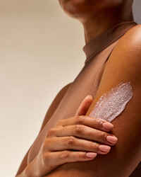 Champagne Toast Exfoliating Glow Body Scrub