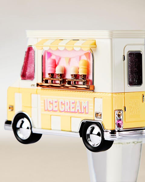 Diffuseur de fragrance Wallflowers Veilleuse camion de crème glacée avec projection