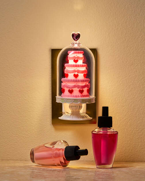 Tiered Cake in Case Scent Control&trade; Nightlight Wallflowers Fragrance Plug