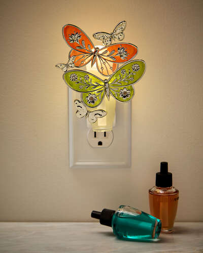 Botanical Butterfly Scent Control&trade; Nightlight Wallflowers Fragrance Plug