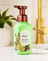 Sweet Kiwi & Starfruit Gentle & Clean Foaming Hand Soap