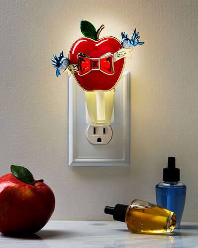 Snow White Nightlight
 Wallflowers Fragrance Plug