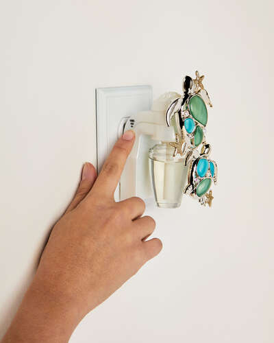 Turtles & Starfish Scent Control&trade; Nightlight Wallflowers Fragrance Plug