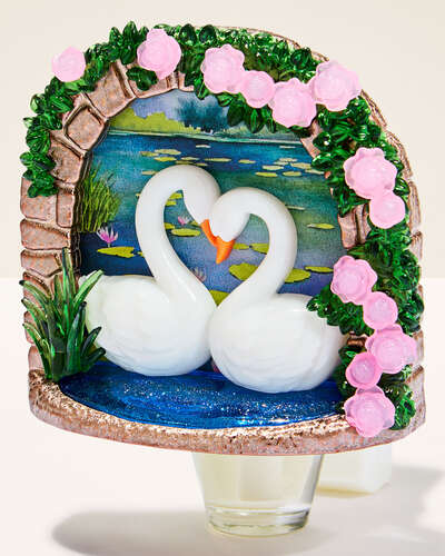 Swan Bridge Scent Control™ Nightlight Wallflowers Fragrance Plug