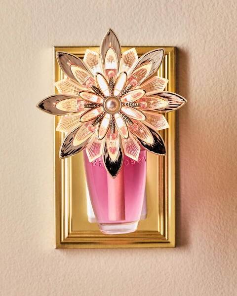Diffuseur de fragrance Wallflowers Veilleuse florale rose