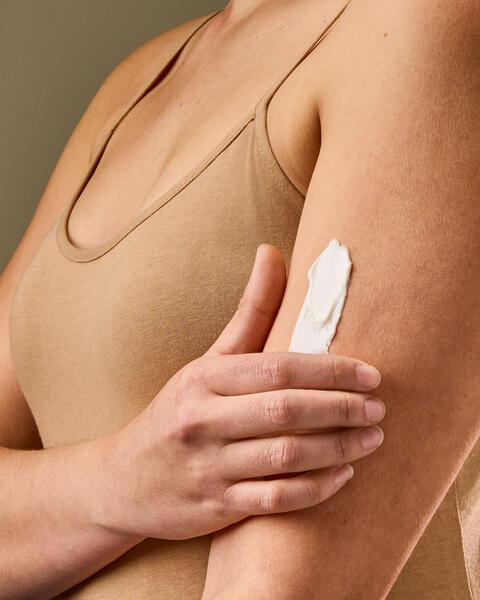 Crème pour le corps douce et apaisante format mini Crisp Pear