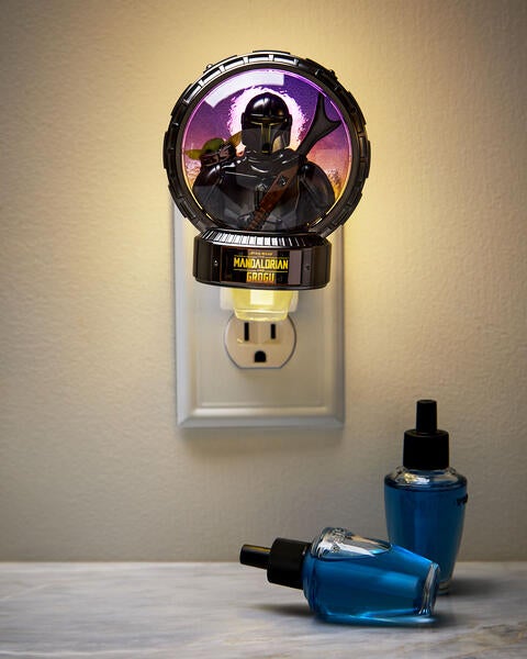 Diffuseur de fragrance Wallflowers Veilleuse contrôle de la fragrance Le Mandalorian