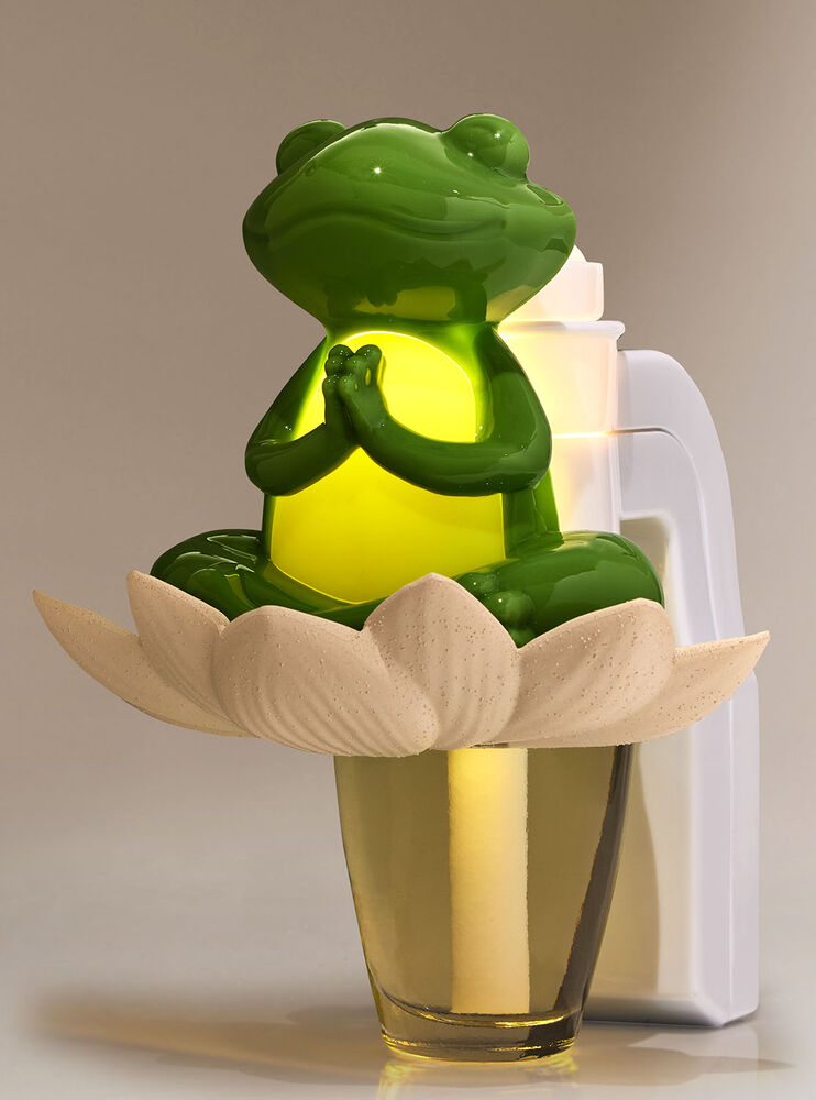 Yoga Frog Nightlight Wallflowers Fragrance Plug