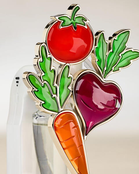Veggie Cluster Scent Control&trade; Nightlight Wallflowers Fragrance Plug