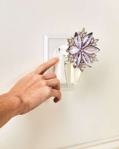 Crystal Burst Scent Control™ Nightlight Wallflowers Fragrance Plug