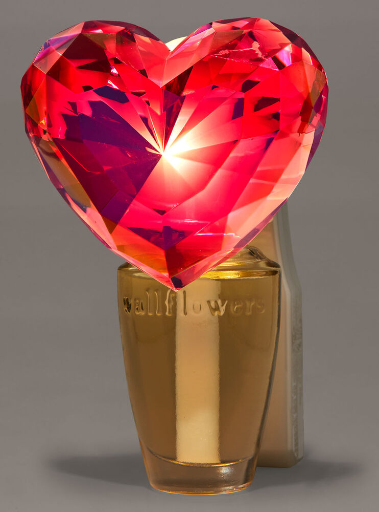 Crystal Heart Nightlight Wallflowers Fragrance Plug Image 2