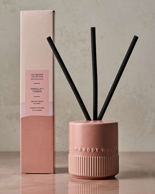 Dark Pink Reed Vessel