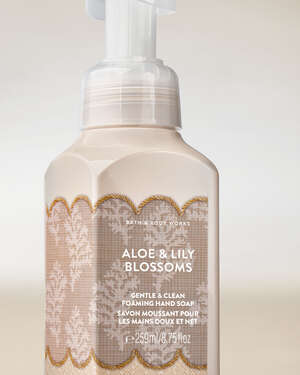 Aloe & Lily Blossoms Gentle & Clean Foaming Hand Soap