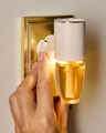 Diffuseur de fragrance Wallflowers Veilleuse avec contrôle de la fragrance cylindre crème