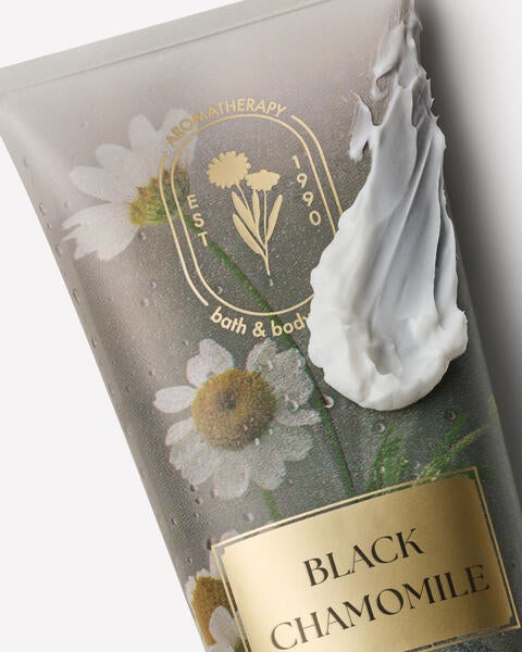 Black Chamomile Ultimate Hydration Body Cream