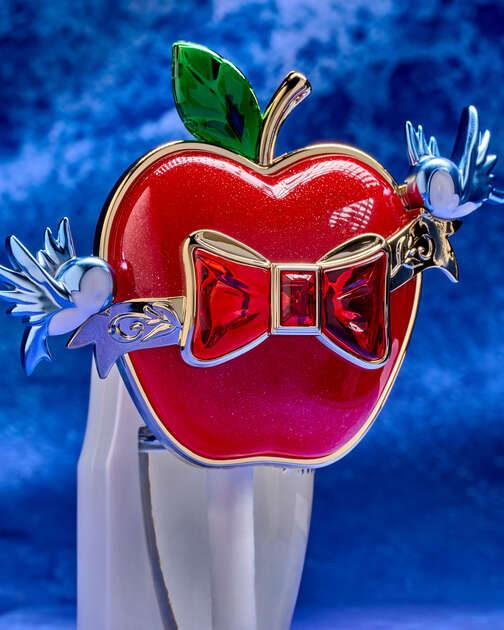 Snow White Nightlight
Wallflowers Fragrance Plug
