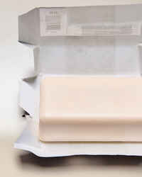 Noir Shea Butter Cleansing Bar