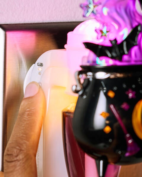 Diffuseur de fragrance Wallflowers Veilleuse chaudron incrusté