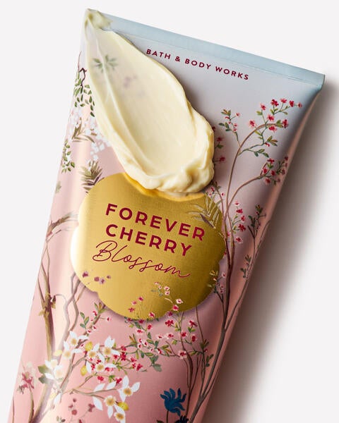 Crème pour le corps hydratation ultime Forever Cherry Blossom