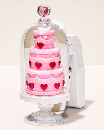 Tiered Cake in Case Scent Control™ Nightlight Wallflowers Fragrance Plug