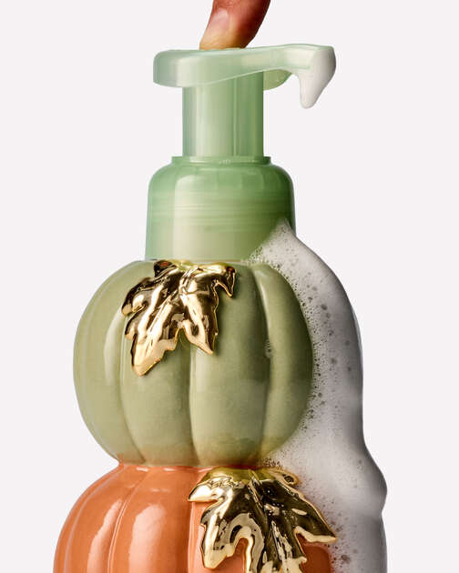 Stacked Pumpkin Gentle & Clean Foaming Hand Soap Dispenser