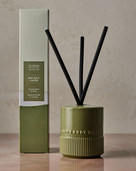 Green Reed Vessel