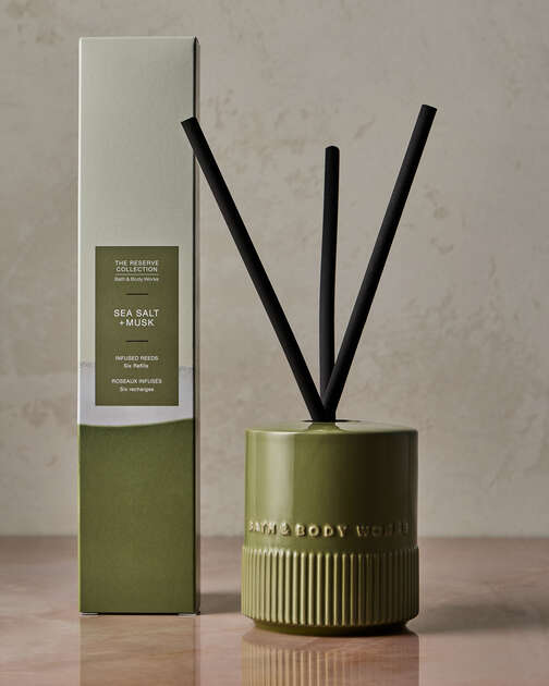 Green Reed Vessel