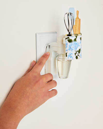 Kitchen Utensils Scent Control&trade; Nightlight Wallflowers Fragrance Plug
