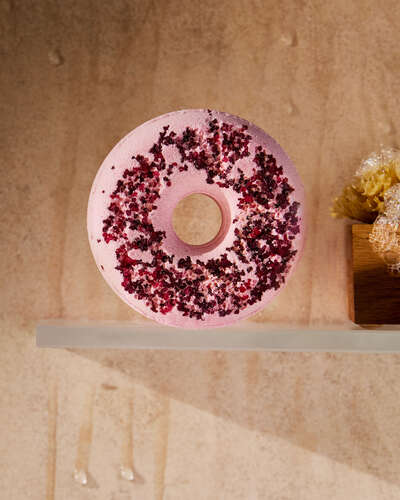 Glazed Cherry Donut Bath Fizzy