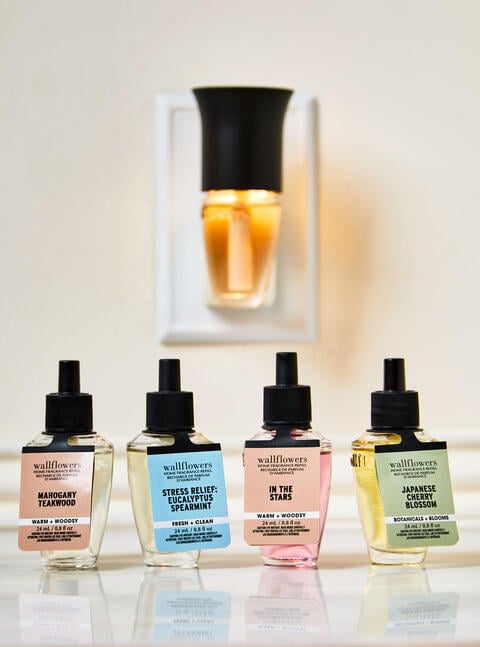 Recharge de fragrance Wallflowers Mahogany Teakwood