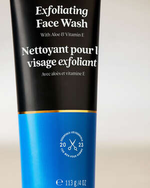 Lightly Fragranced With Lavender & Sage Exfoliating Face Wash