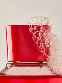 Winter Candy Apple Body Wash