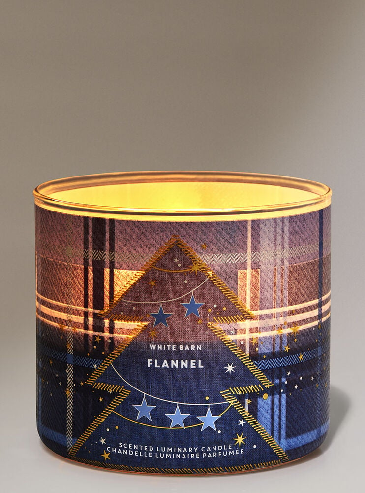 Flannel 3-Wick Candle Image 1