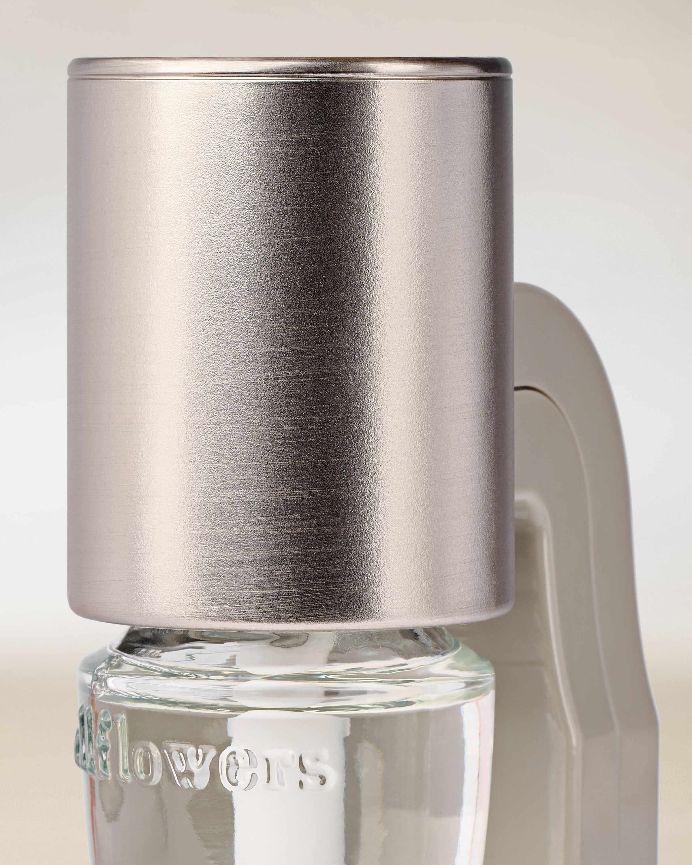 Silver Metallic Scent Control™ Wallflowers Fragrance Plug