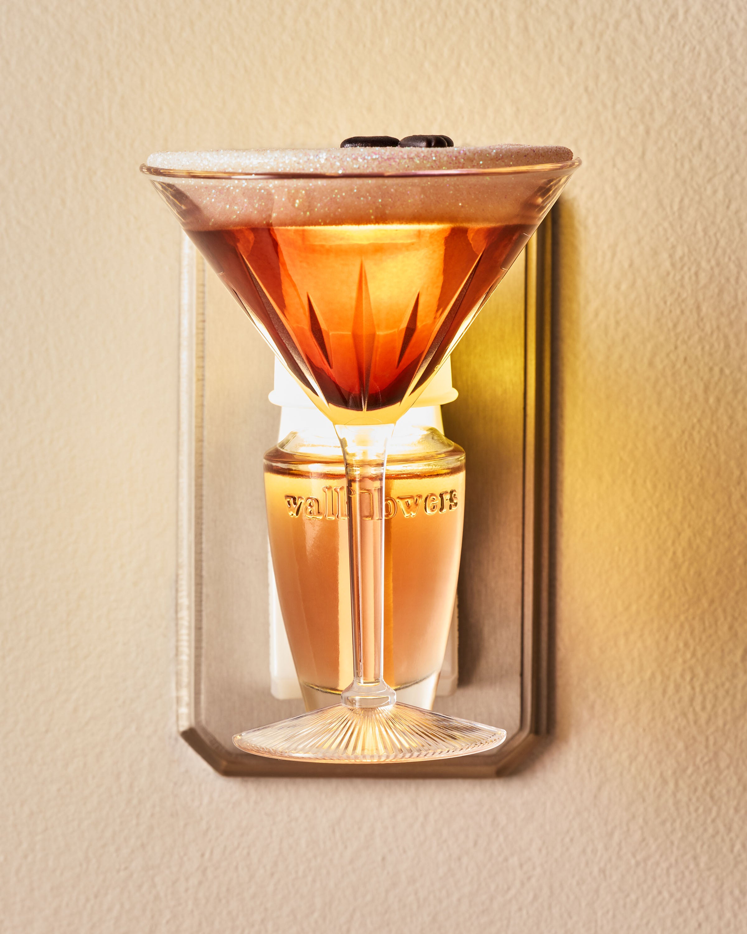 Espresso Martini Scent Control™ Nightlight Wallflowers Fragrance Plug