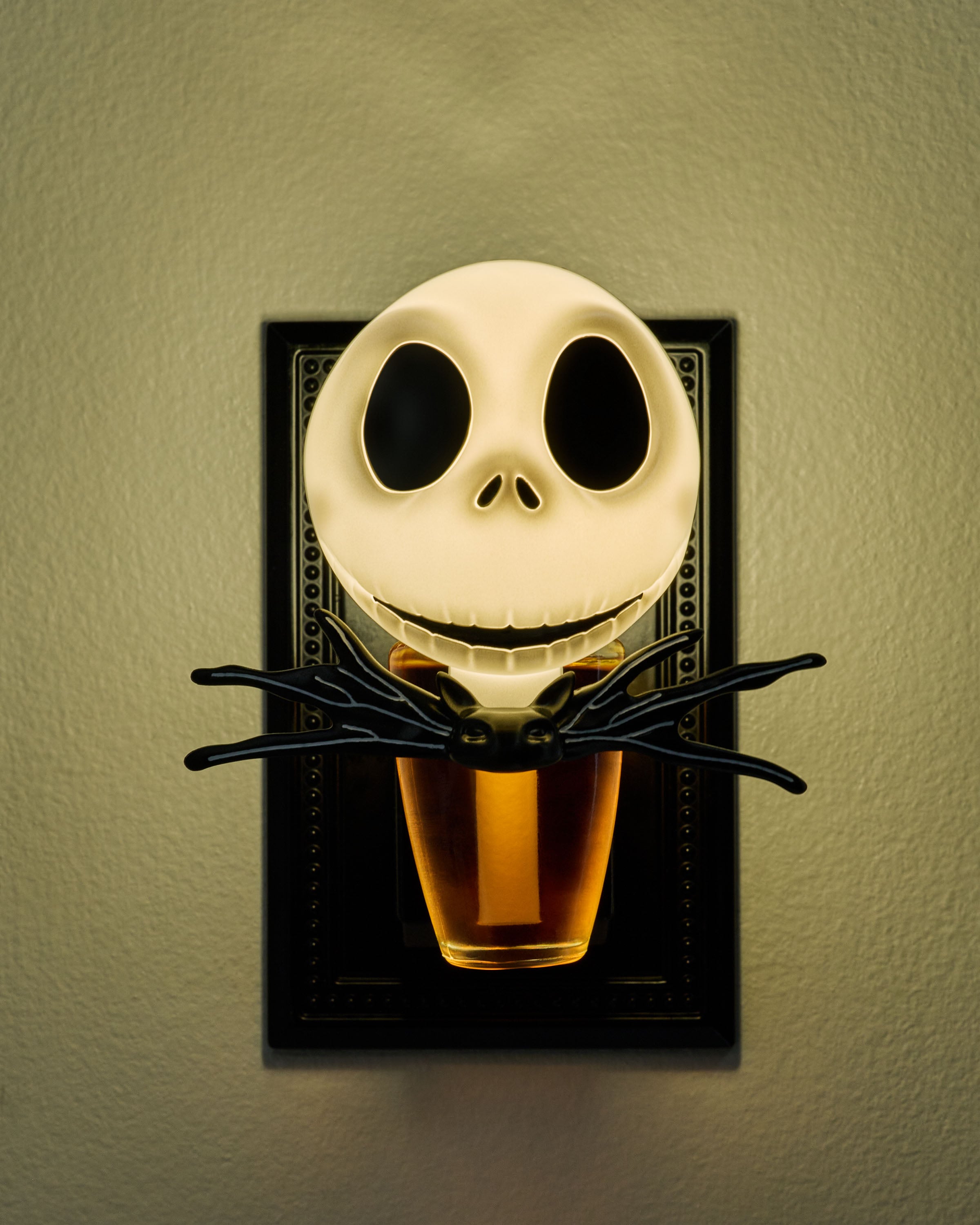 Jack Skellington Scent Control™ Nightlight Wallflowers Fragrance Plug