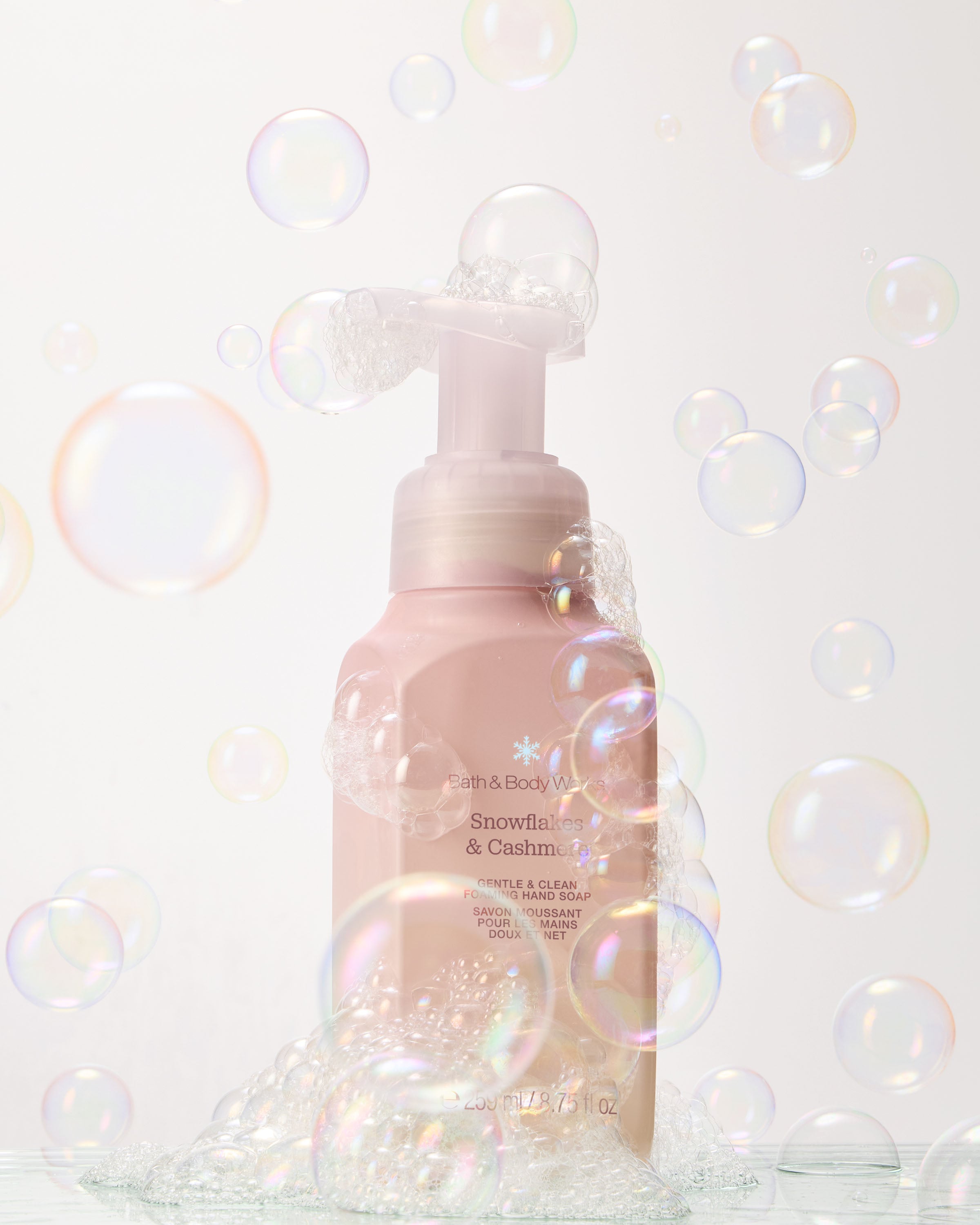 Snowflakes & Cashmere Gentle & Clean Foaming Hand Soap
