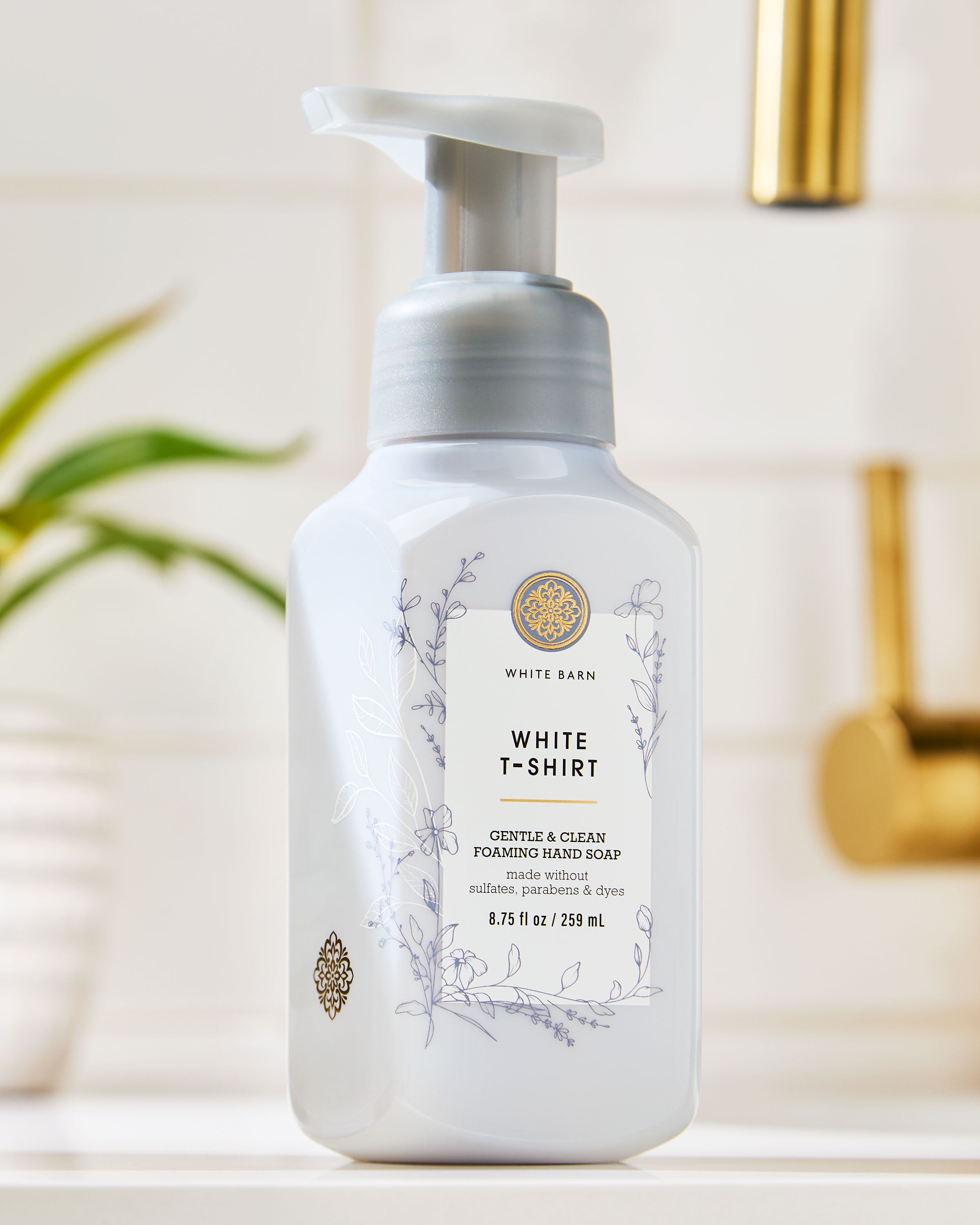 White T-Shirt Gentle & Clean Foaming Hand Soap