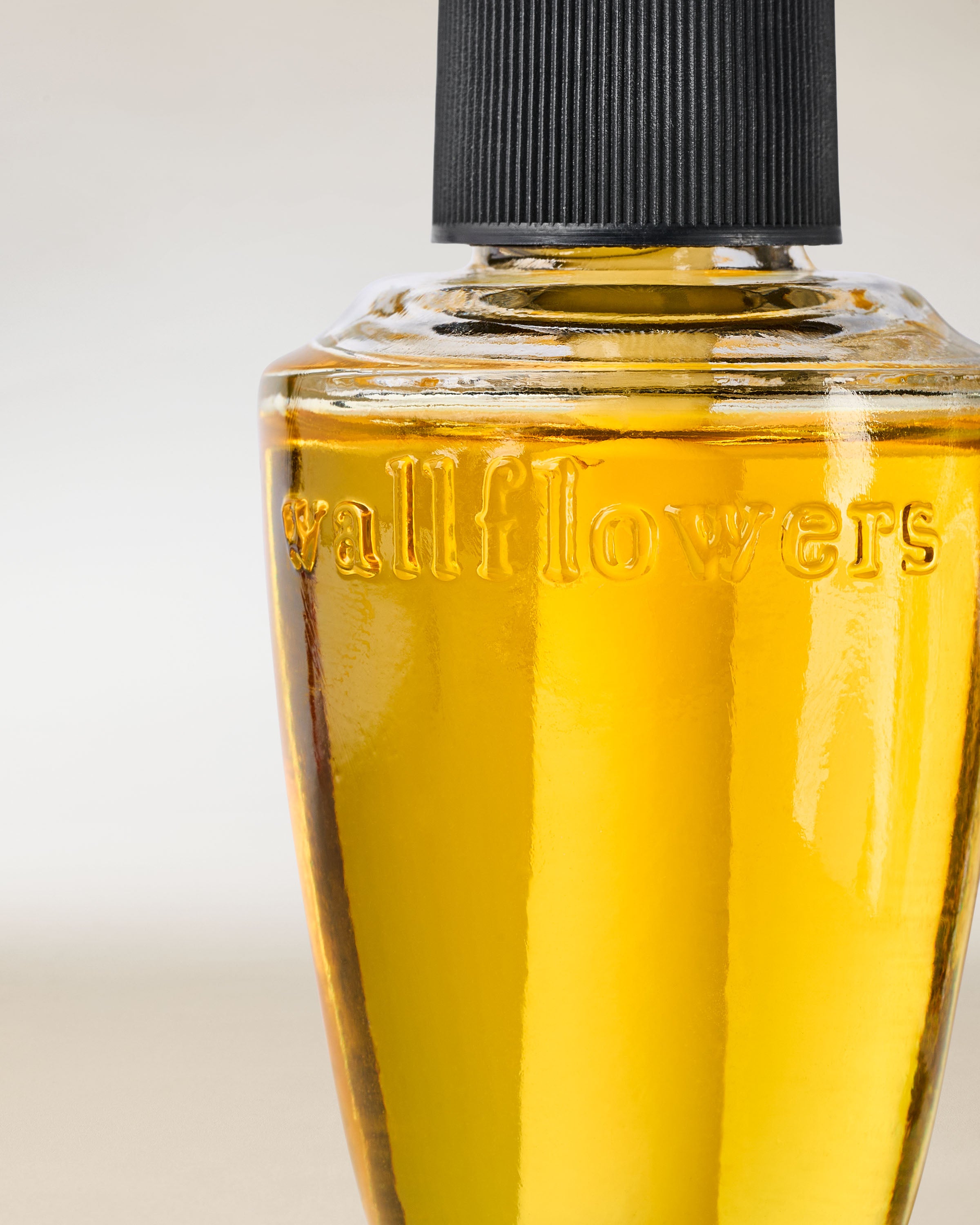 Clean House Vibes - Dazzling Citrus Wallflowers Fragrance Refill