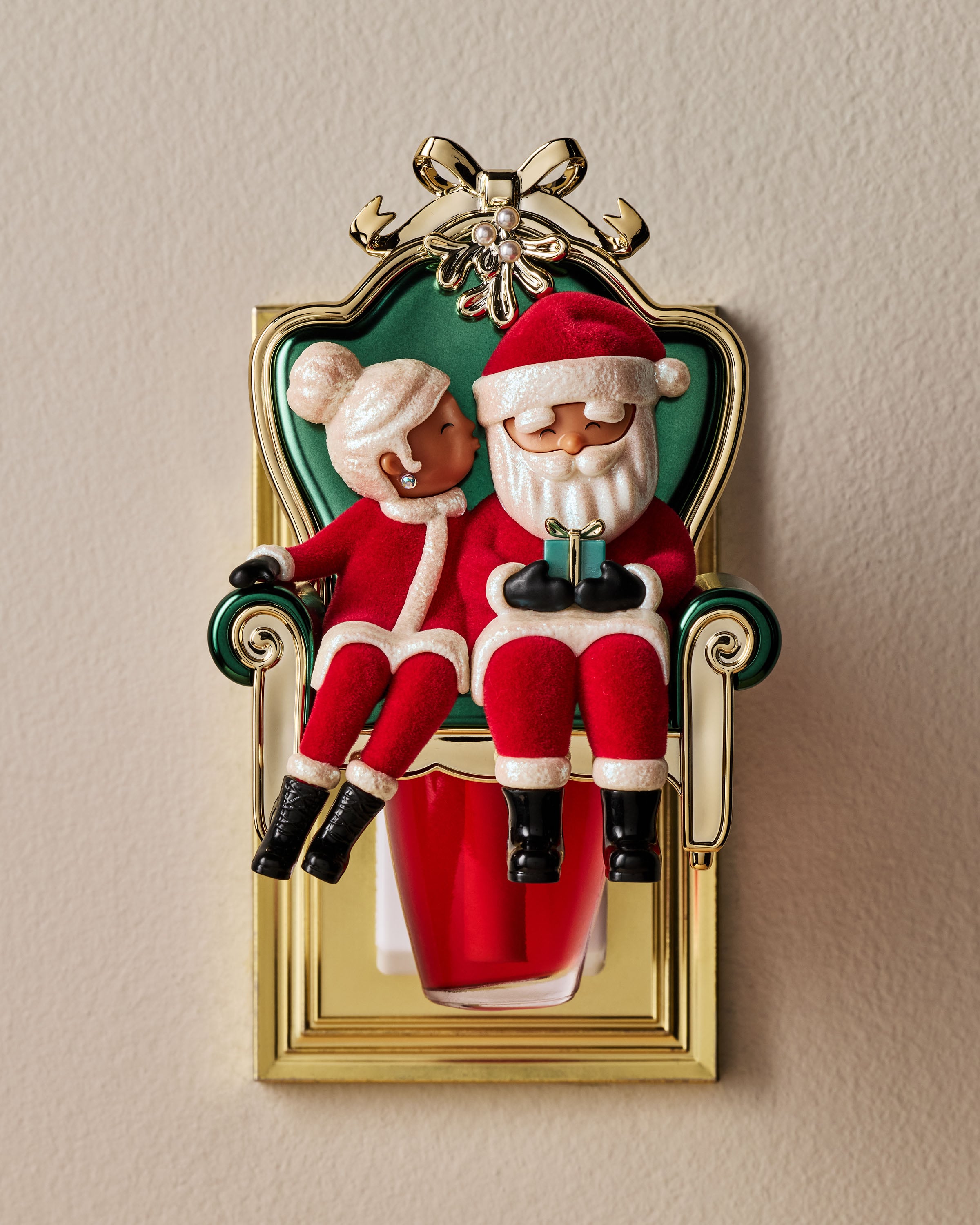 Santa & Mrs. Claus Scent Control™ Wallflowers Fragrance Plug