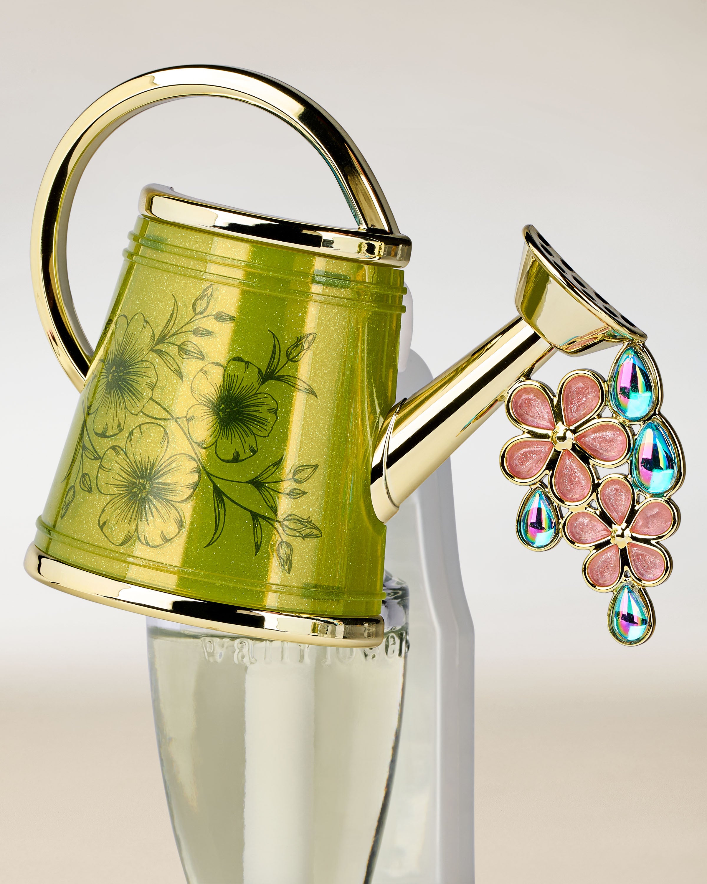 Watering Can Scent Control™ Nightlight Wallflowers Fragrance Plug